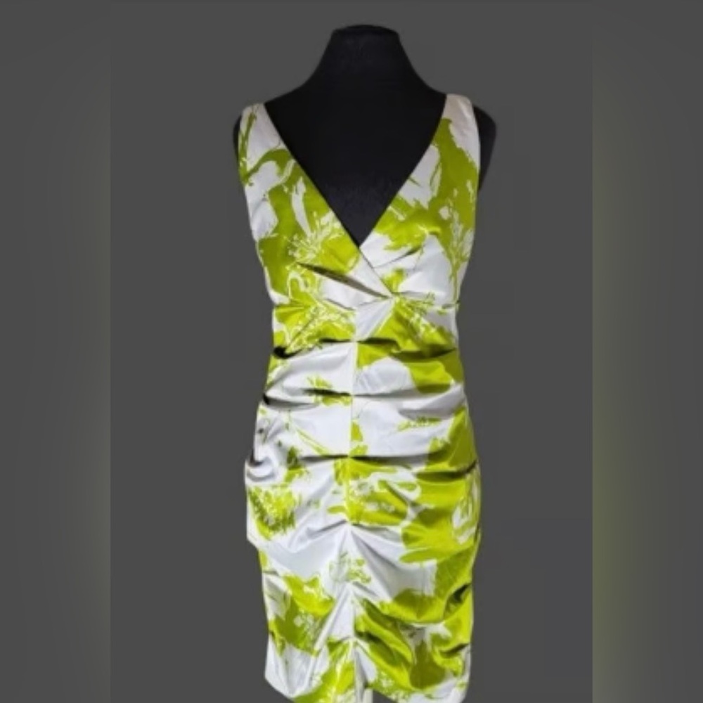 Sz 10 Roulette Green & White Dress